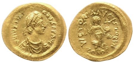 Justinian I (527-565), Tremissis, Constantinopolis; AV (1,51 g; 16,5 mm; 6 h)