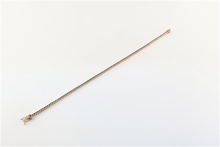 Bracciale modello tennis in oro 750 con zaffiri