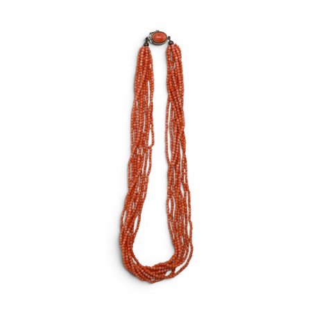 Collana torchon otto fili in corallo rosa