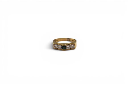 Anello in oro 750 e zaffiri