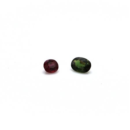 Lotto di due corindoni lead glass filled