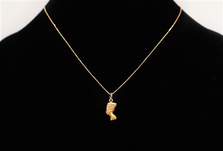 Collana in oro 18 kt con pendente 'testa di Nefertiti'