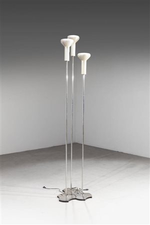 GINO SARFATTI<BR>Set di tre lampade da terra mod. 1073