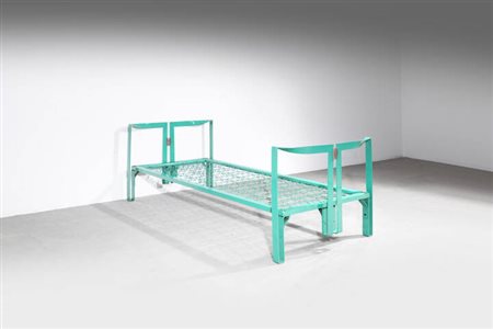 TOBIA SCARPA<BR>Day bed mod. Vanessa