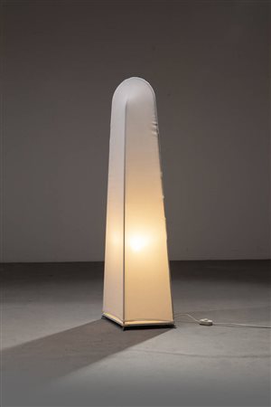 KAZUHIDE TAKAHAMA<BR>Lampada da terra