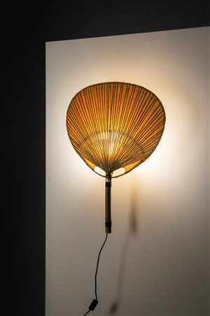 Ingo Maurer (1932 - 2019)  - Lampada da parete modello 'Uchiwa III', 1973