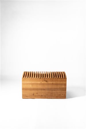 Mario Ceroli (Castel Frentano 1938)  - Baule modello 'Annabella' della serie 'Mobili nella Valle', 1972