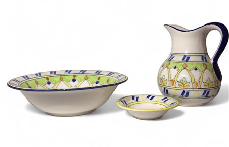Brocca con catino e bacinella per il pennello da barba in maiolica policroma