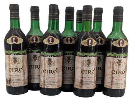 CIRŇ Rosso, Cantina sociale de Torre melissa, 1977 - 20 bottiglie (7 V, 2 B, 4