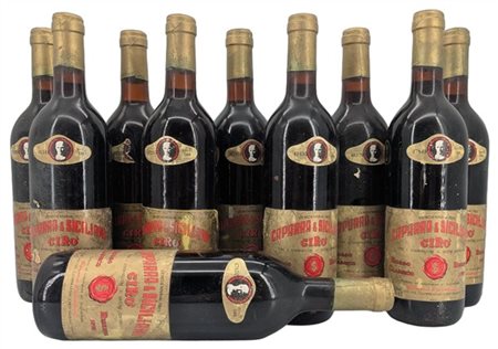 CIRŇ, rosso classico, Caparra & Siciliano, 1975 - 10 bottiglie

Il presente lot