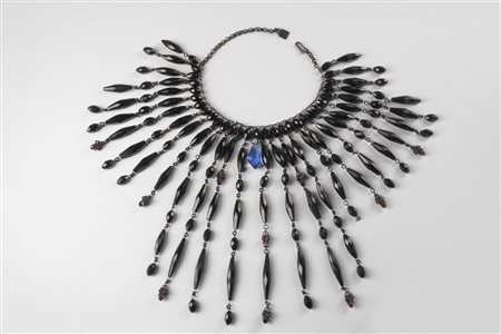 Collana a colletto vittoriano