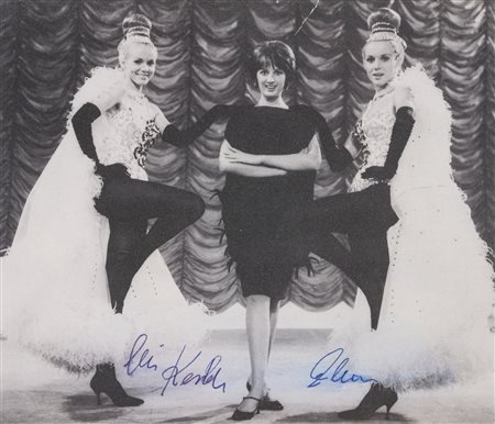 Alice & Ellen Kessler (Nerchau 20 agosto 1936 - Grünwald 17 novembre 2025)  - Fotografia con firme autografe, 1970s