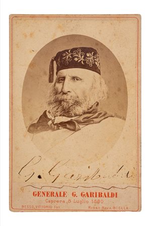 Giuseppe Garibaldi (Nizza 1807 - Caprera 1882)  - Foto formato margherita, Caprera 8 Luglio 1880, con firma autografa, 1880
