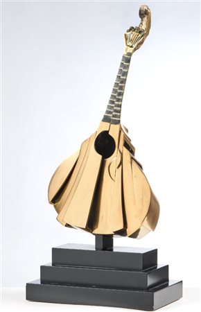 FERNANDEZ ARMAN, ( 1928-2005), 70 x 32 x 18 cm, mandola,scultura in bronzo,...