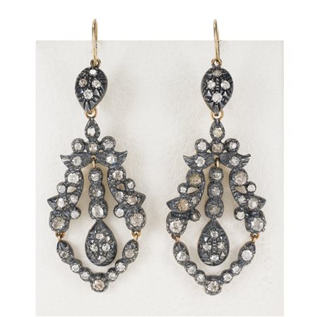 Orecchini in stile Girandole o chandelier