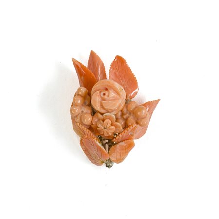 Spilla a motivo di fiori