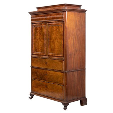 MANIFATTURA OLANDESE DEL XIX SECOLO, Chiffoniere