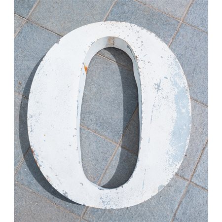 LETTERA SCATOLATA "O" IN FERRO