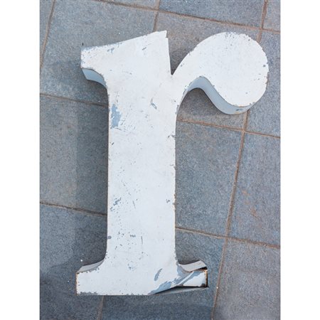 LETTERA SCATOLATA "R" IN FERRO
