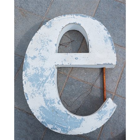 LETTERA SCATOLATA "E" IN FERRO