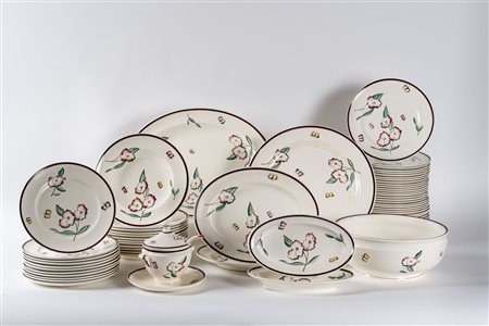 Servizio da tavola.Richard-Ginori S. Cristoforo Milano, 1932.Servizio da 12...