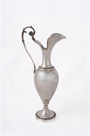 Brocca.Argenteria artistica italiana del XX secolo.Argento fuso e...