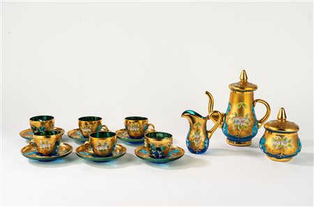 Set da caffè in vetro blu di Murano con fiori a rilievo 