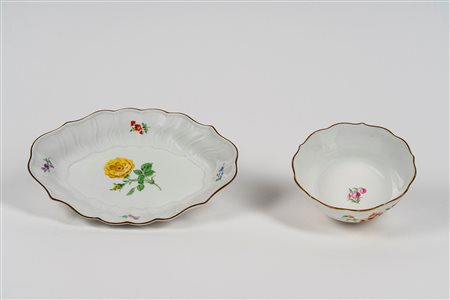 Lotto composto da una ciotola e un vassoietto ovale Meissen fine XIX - XX