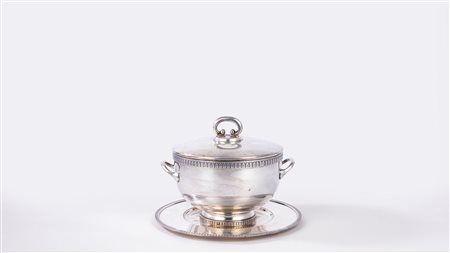 Zuppiera in silver plate con vassoio