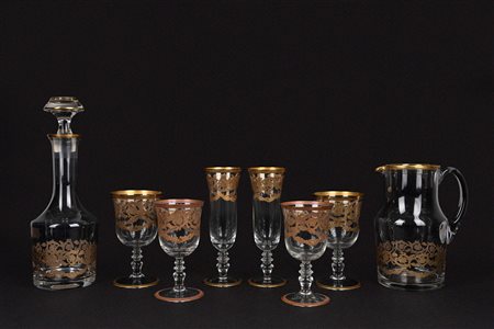 Servizio tete à tete in cristallo molato decorato in oro, Versace