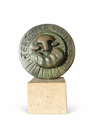 Pietro Cascella (1921 - 2008) 
Terzo Millennio 
bronzo diametro 9,5 - base h 4 cm