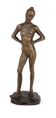 Sergio Unia (1943 - ) 
Figura di donna 
bronzo 23 x 7,5 cm