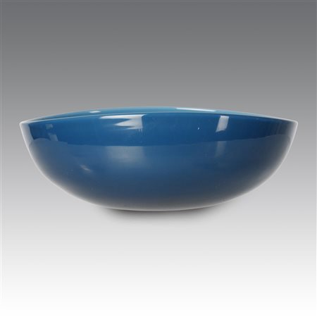 Venini  
Coppa semisferica in vetro, produzione Venini & co. - Italia.  1940
 cm 4x11x9.5