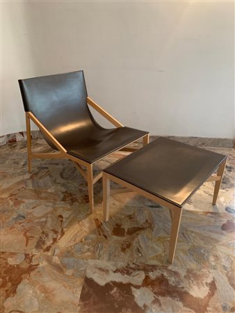 Rodolfo Dordoni  
Pilotta, produzione Cassina - Italia.   1990
 cm 71x72x73; cm 38x58x46