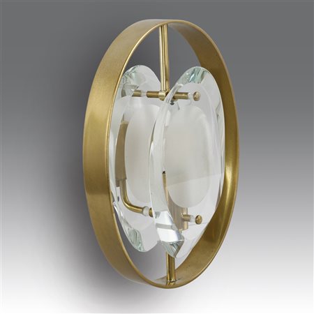 Max Ingrand (1908 - 1969) 
Tre lampade da parete modello “2240”, produzione Fontana Arte - Italia 1960
 cm 31x23