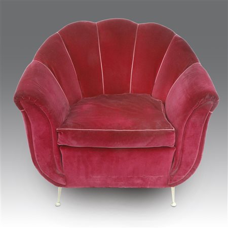  
Coppia di poltroncine a conchiglia in velluto bordeaux in stile Gio Ponti anni '50
 cm 80x90x80