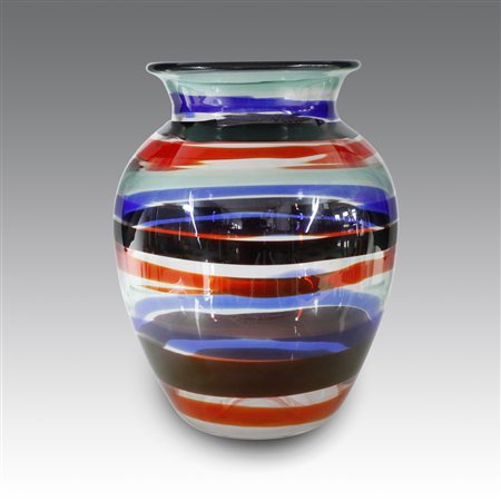 FULVIO BIANCONI (1915 - 1996) 
Vaso globulare, produzione Venini & C. - Italia 1955
 cm 30,5x24