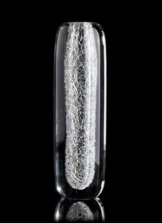 Alfredo  Barbini (1912 - 2007) 
Vaso in vetro di Murano 
 cm 33x9