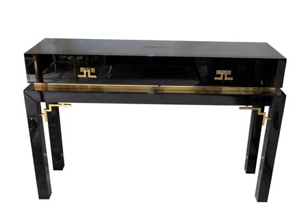  
Consolle in legno laccato e ottone con due cassetti sul fronte  anni Sessanta
 cm 84x130x37
