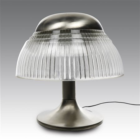 Sergio Mazza (Milano, 1931 - ) 
Lampada da tavolo "Alfetta", produzione Artemide - Italia 1970
 cm 38x37