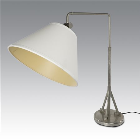  
Lampada da tavolo a braccio oscillante in metallo spazzolato 1960
 cm 72x76