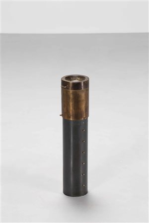 STILNOVO Posacenere. 1950. Metallo e ottone. Cm 16,00 x 61,50 x 15,00.