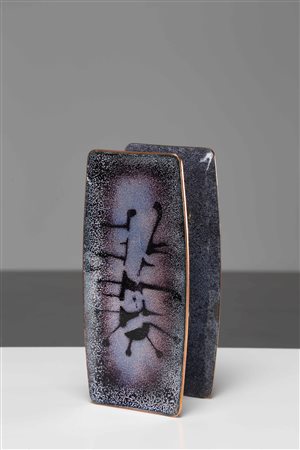 DE POLI PAOLO (1905 - 1996) Maniglia. 1955. Rame smaltato. Cm 11,50 x 25,00.