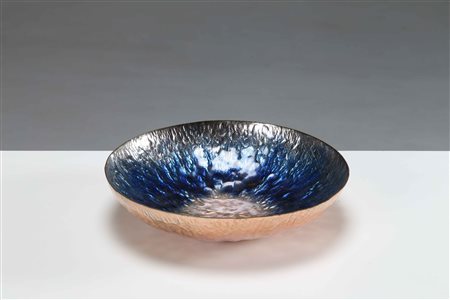 DE POLI PAOLO (1905 - 1996) Ciotola. 1950. Rame smaltato. Cm 28,00 x 7,00....