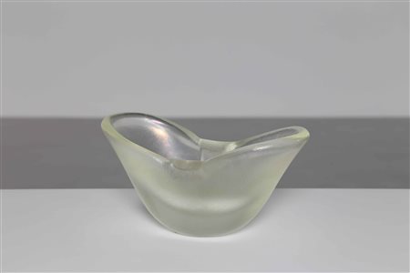 POLI FLAVIO (1900 - 1984) Per Seguso. Cesto. Vetro Massello acidato. Cm 14,50...