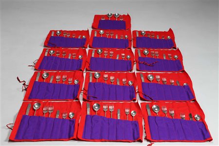 SCARPA CARLO (1906 - 1978) Per Cleto Munari. Set composto da n.88 posate in...