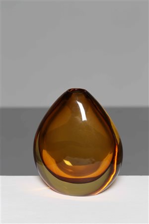 POLI FLAVIO (1900 - 1984) Per Seguso. Vaso. Vetro di Murano. Cm 20,00 x 22,00...