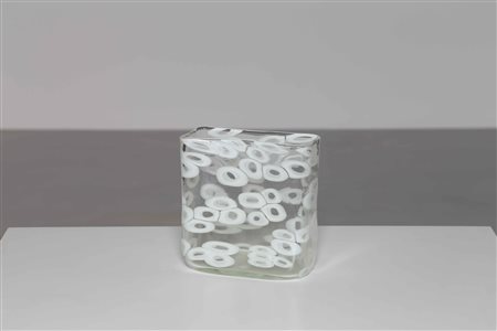 BIANCONI FULVIO (1915 - 1996) Per Vistosi. Vaso trasparente con murrine...