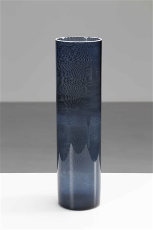 ANGELO BAROVIER Rarissimo vaso a finissima grana dall'effetto optical. 1969....