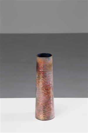 DE POLI PAOLO (1905 - 1996) Vaso. 1950. Rame smaltato. Cm 7,00 x 24,00....